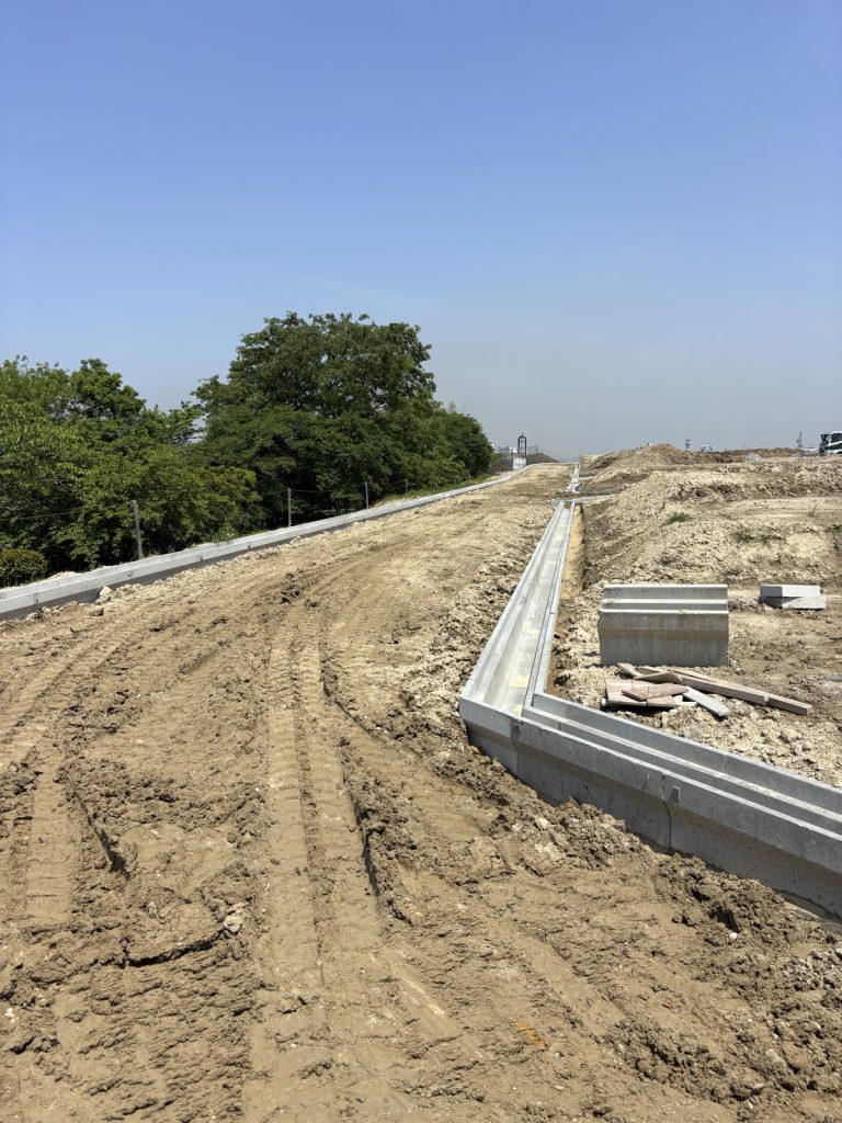 道路側溝設置工事